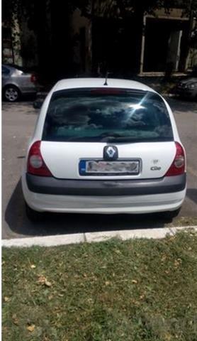 Renault-Clio-1-5DCi--03-