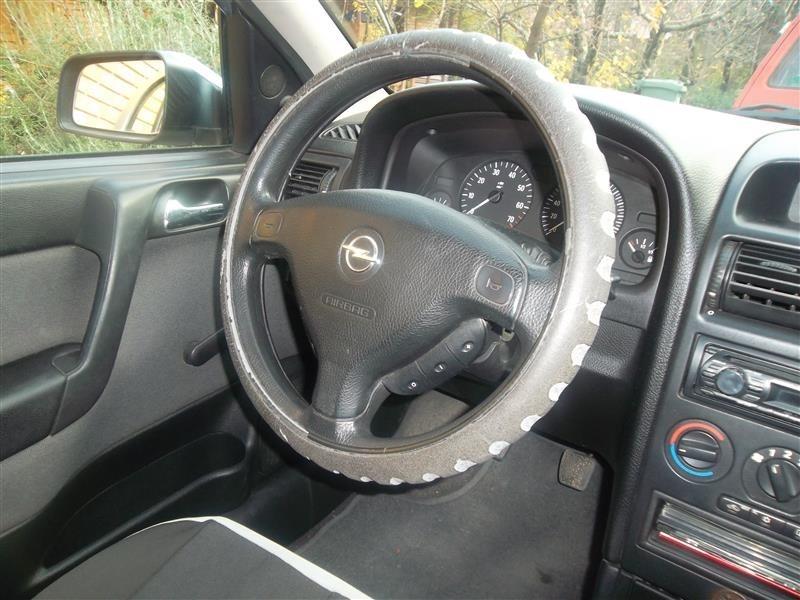 Opel-Astra--02