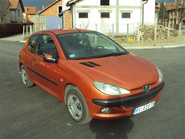 Peugeot--206--01