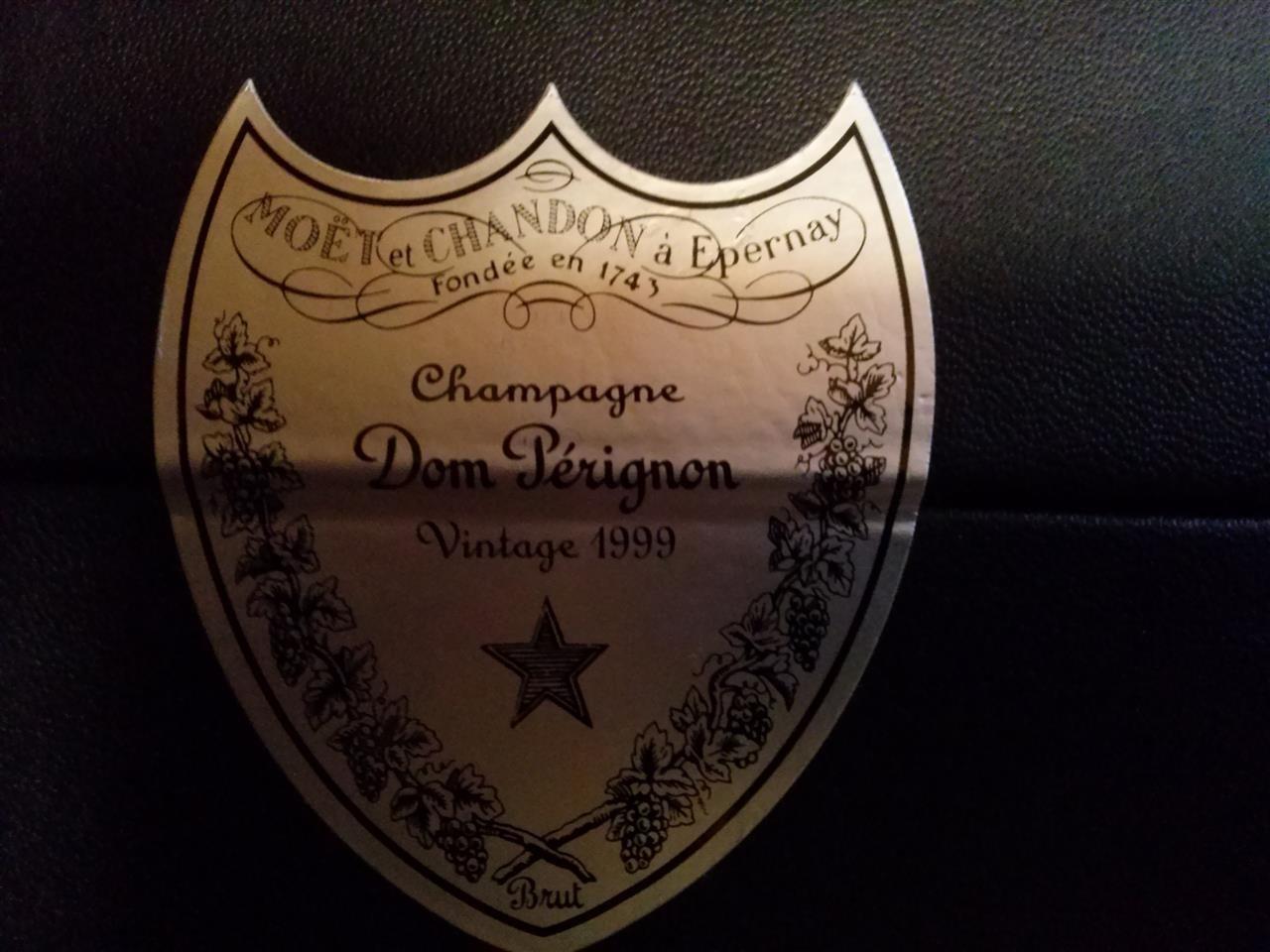 Dom-Perignon-with-Gift-Box-1999