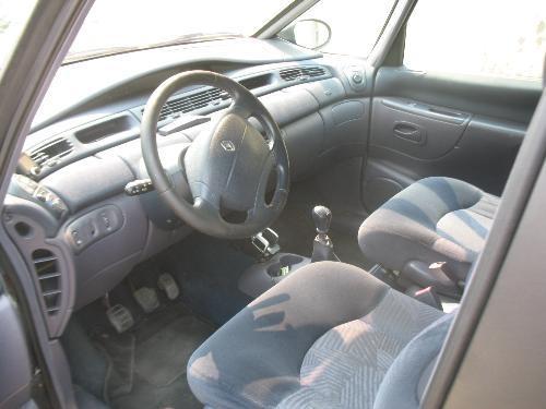 Renault-Espace--01