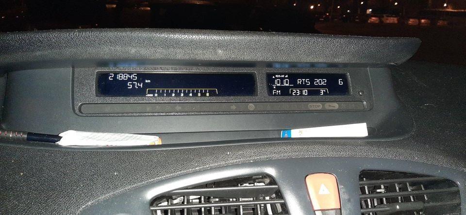 renault-scenic-3