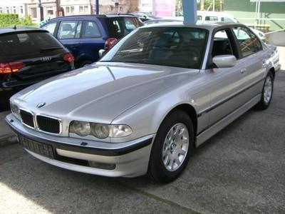 BMW-730-d--BiH-table--00
