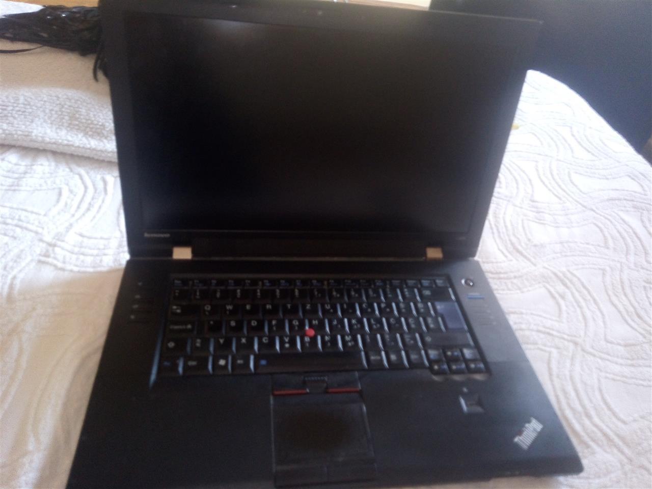 Laptop-povoljno