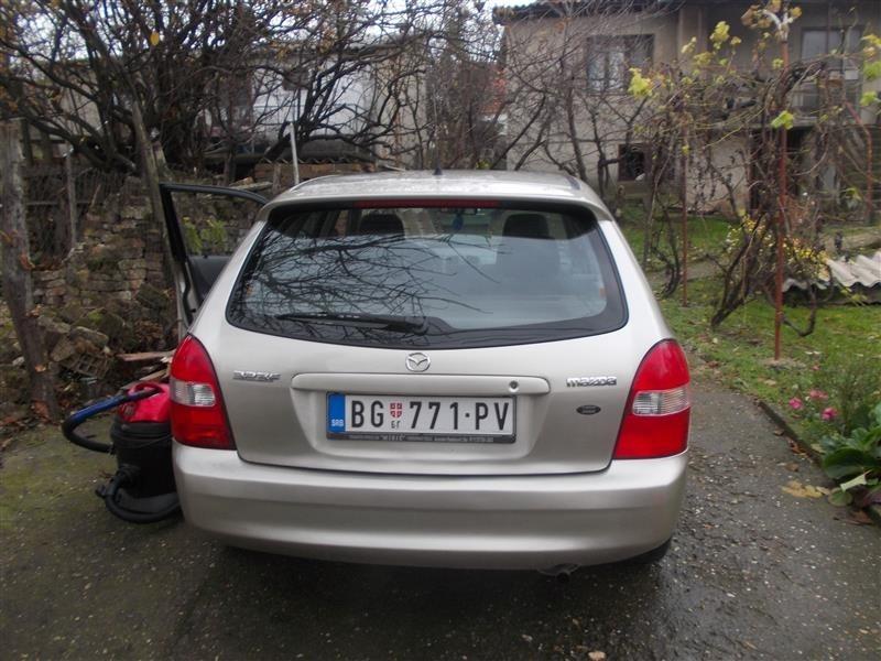 mazda-323f--1-3-benzinac-