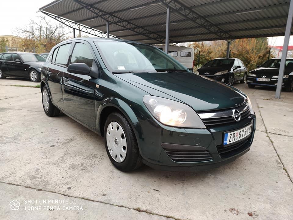 Opel-Astra