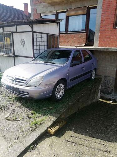 Prodajem auto