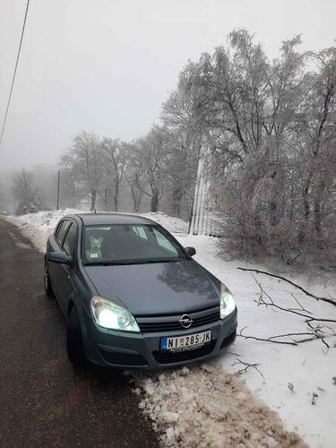 Opel astra H 1.6 16v NOVA
