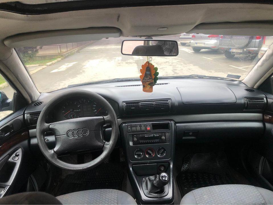 Audi-A4