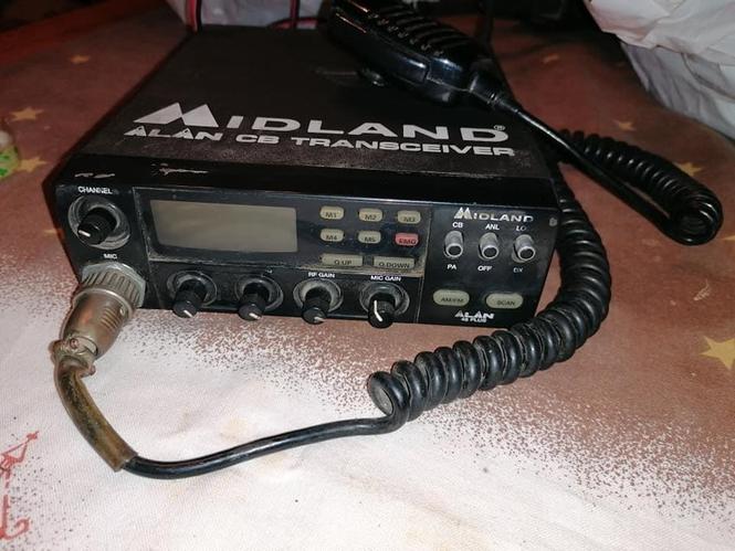 Radio stanica CB MIDLAND
