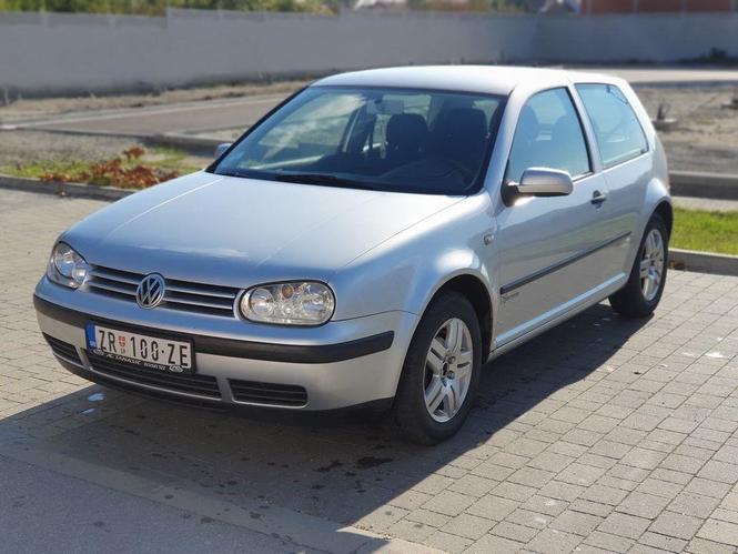 Volkswagen Golf IV - 2002