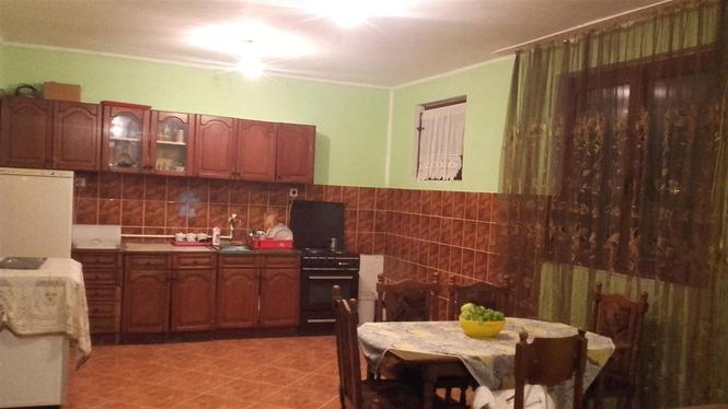 Prodajem kucu hitno