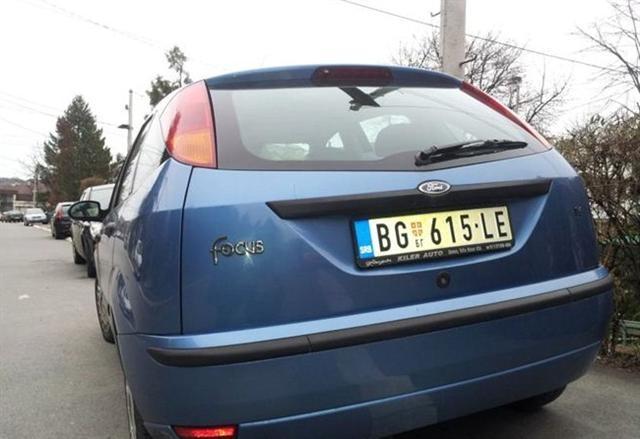 Ford-Focus--03