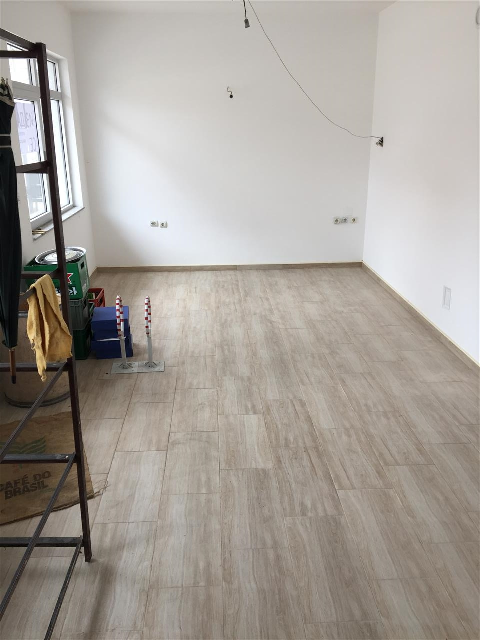 Izdaje-se-lokal-u-centru-grada