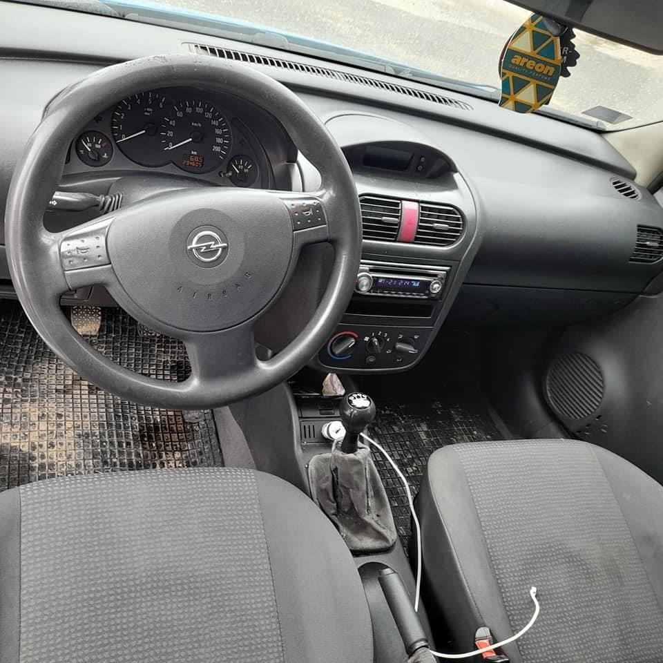 CORSA-1-7-TD-2002-GOD