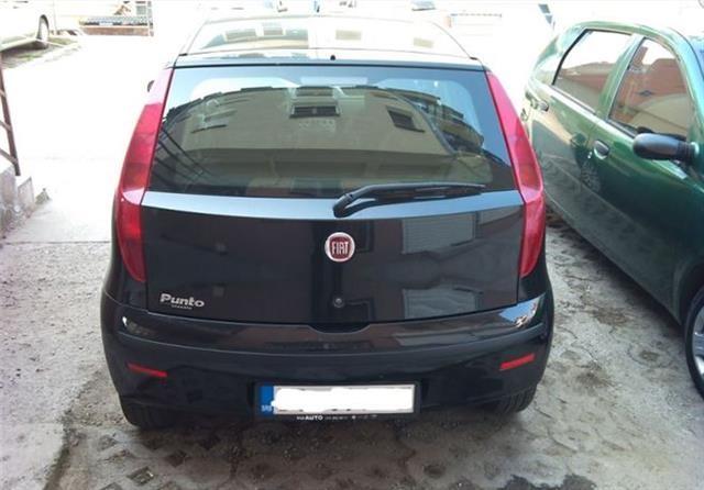 Fiat-Punto-Emotion-ABS--10