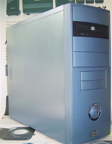 Desktop-Računar-P4-Abit-KD-7A