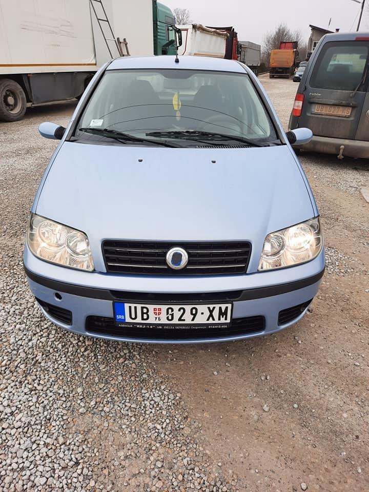 Punto-1--9jtd-2004god