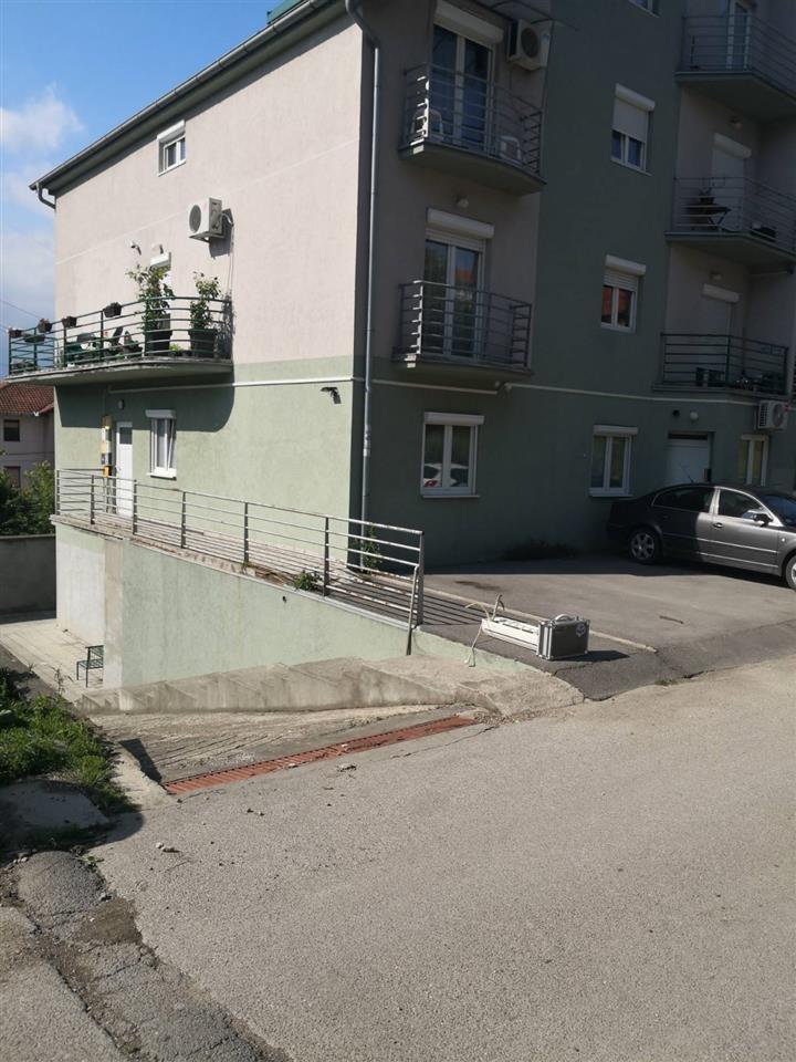 Izdajem-stan-Beograd-