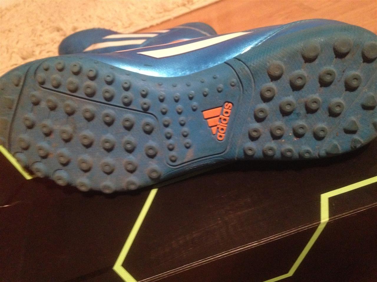 Adidas-Predator-Plave