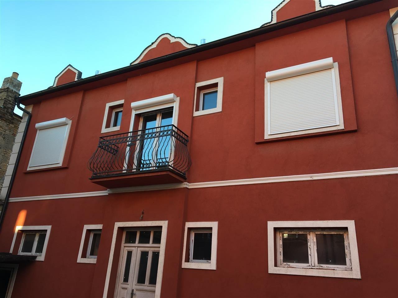Iznajmljujemo-450m2-u-centru-Panceva