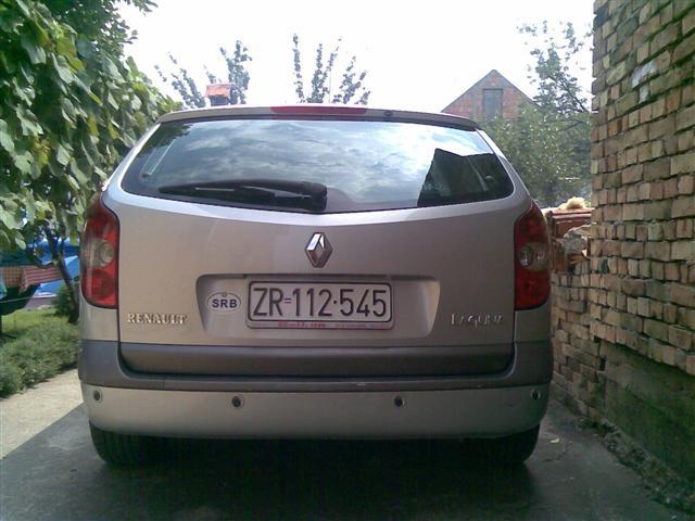 Renault-Laguna-1-9-dCi-karavan--01