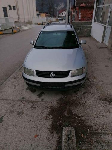 DELOVI Audi VW Pasat