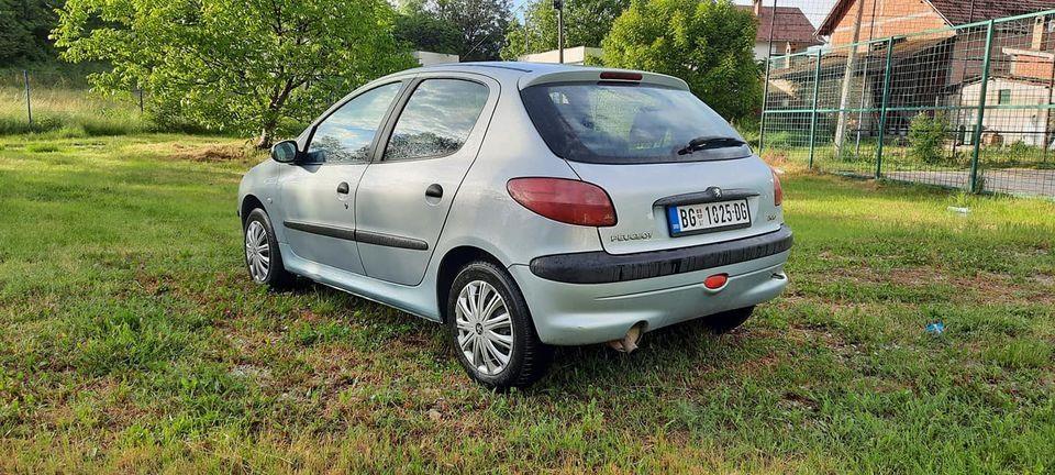 Pezo-206