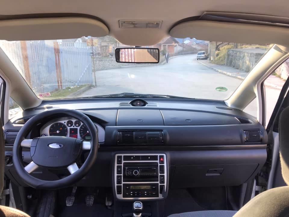 Ford-galaxy