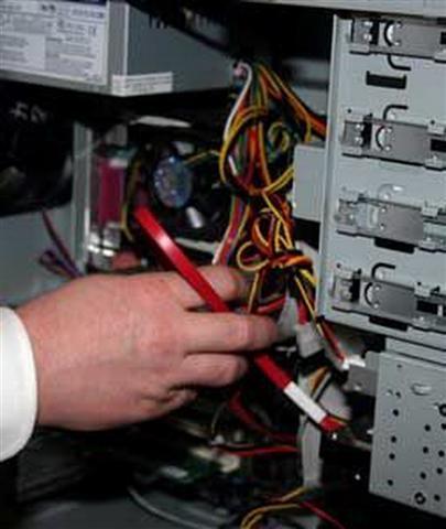 SERVIS  PC  RAČUNARA  ‚‚RADAKOVIĆ‚‚