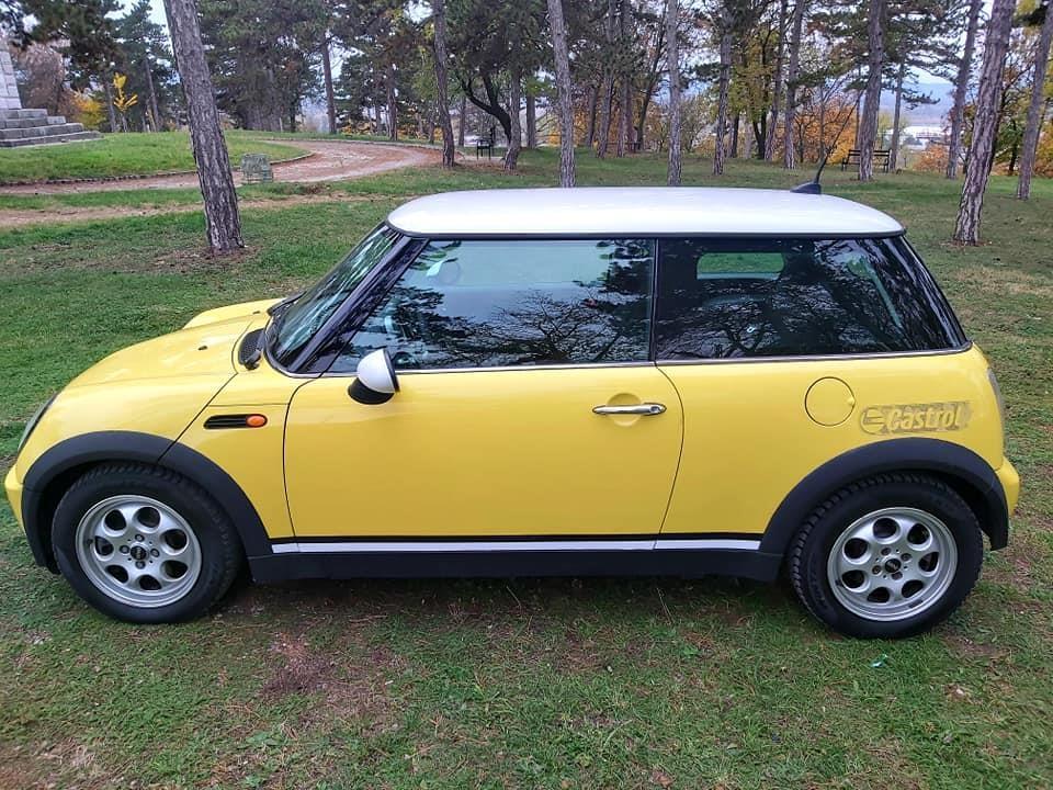 Mini-Cooper