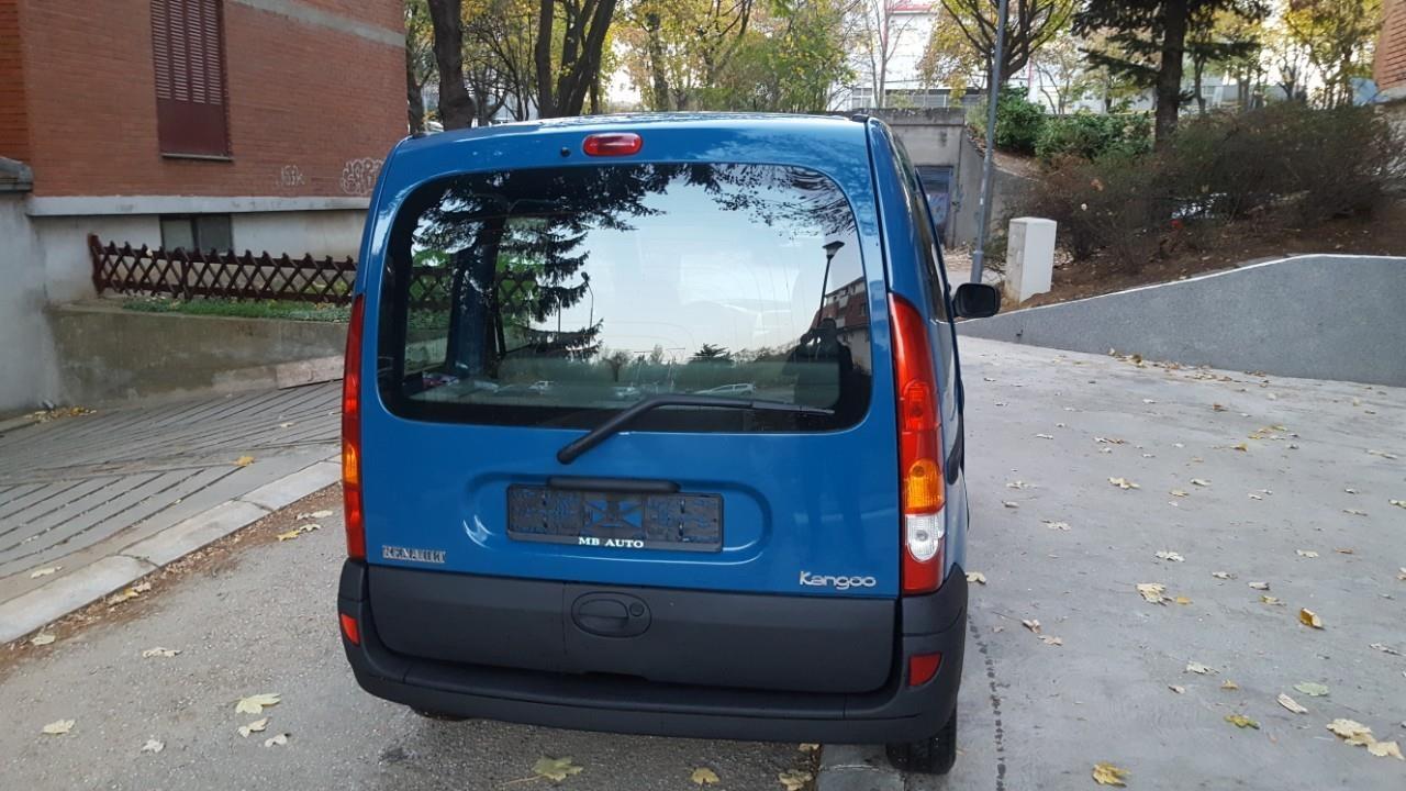 Renault-Kangoo-1-2-2005g-