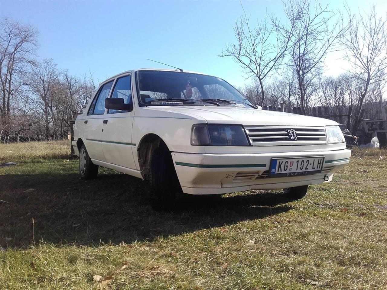 Peugeot-309-hitno