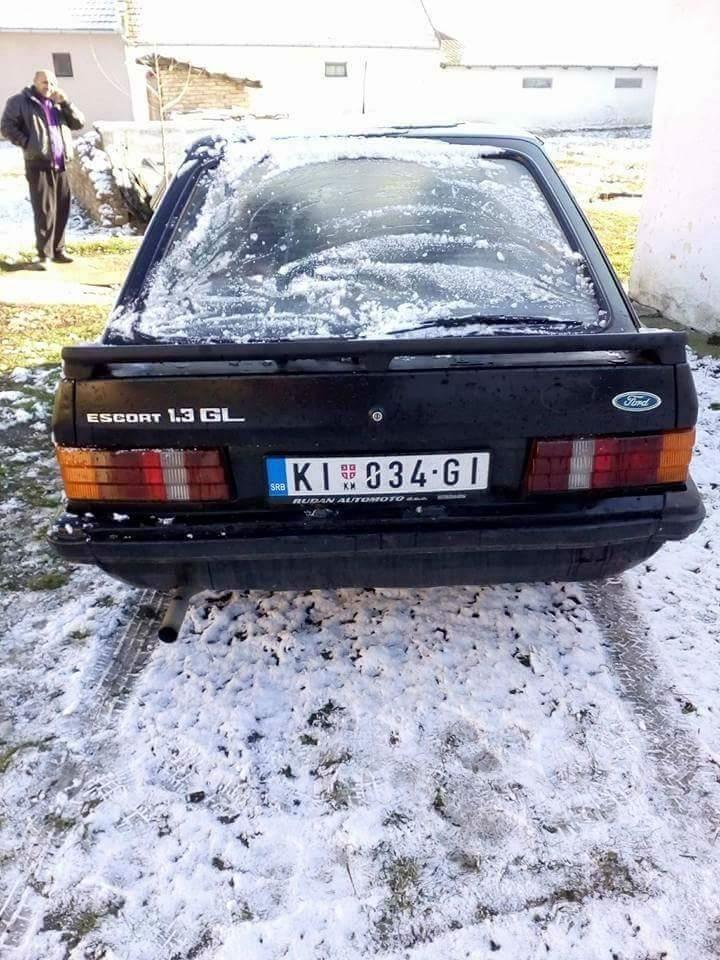 Ford-Escort-mk3-