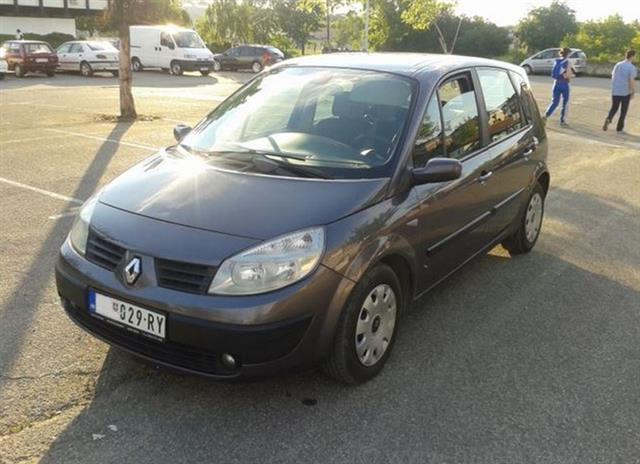 Renault-Megane-Scenic-1-5DCi--04---