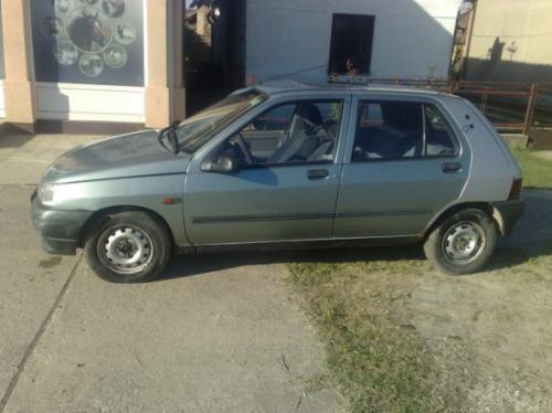 Renault Clio -94