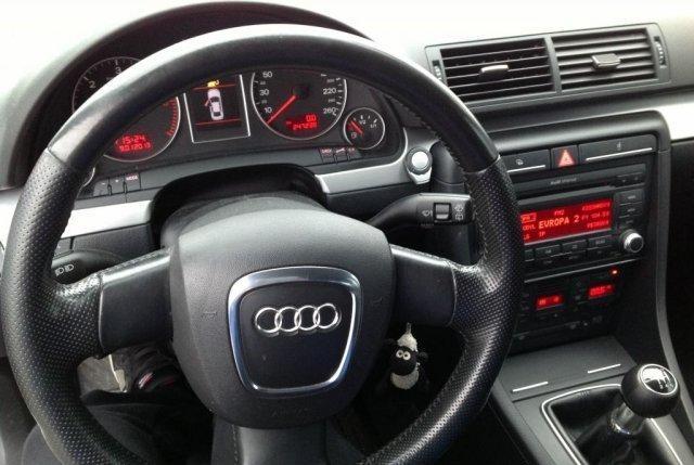 Audi-A4-2-0-2007