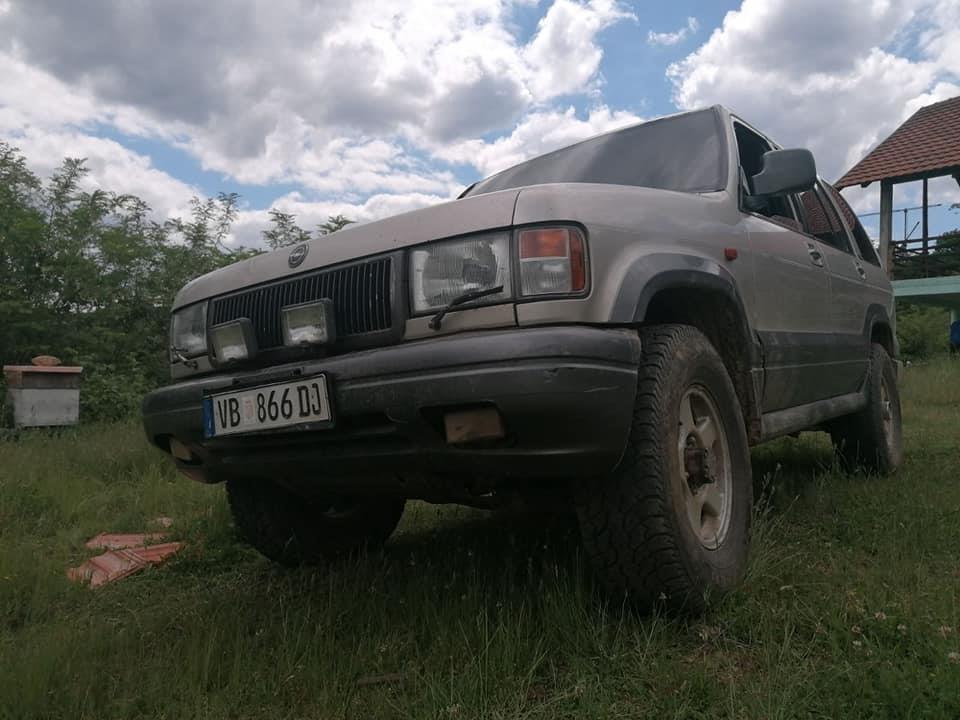 Opel-Monterey-stranac