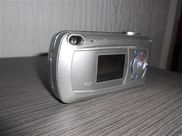 Digitalni-foto-aparat