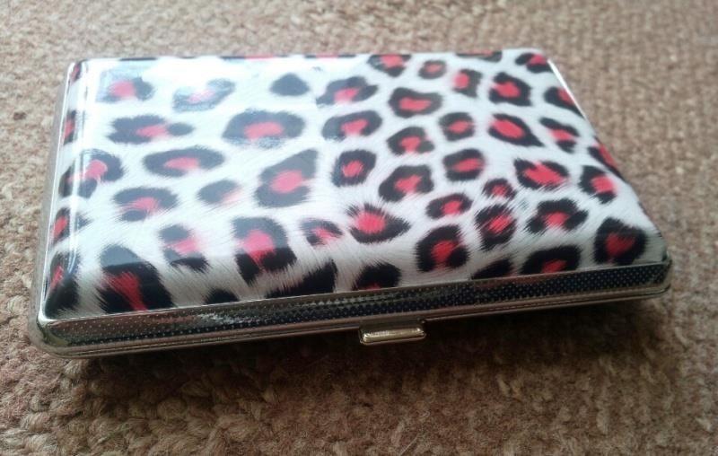 Tabakera-animal-print