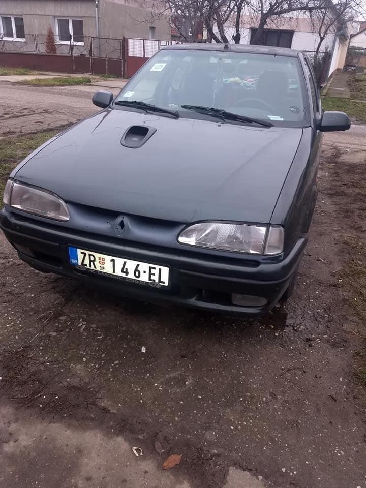 Renault-19