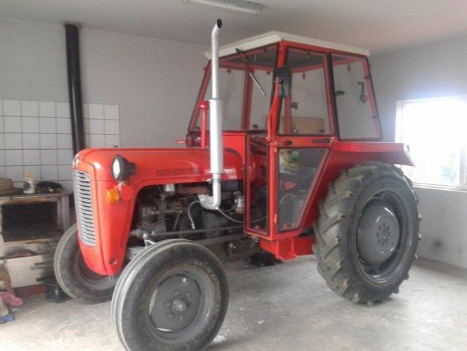 Traktor 539