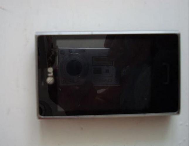 LG Optimus L3 E400