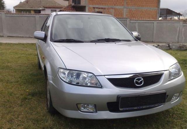 Mazda 323 f -02