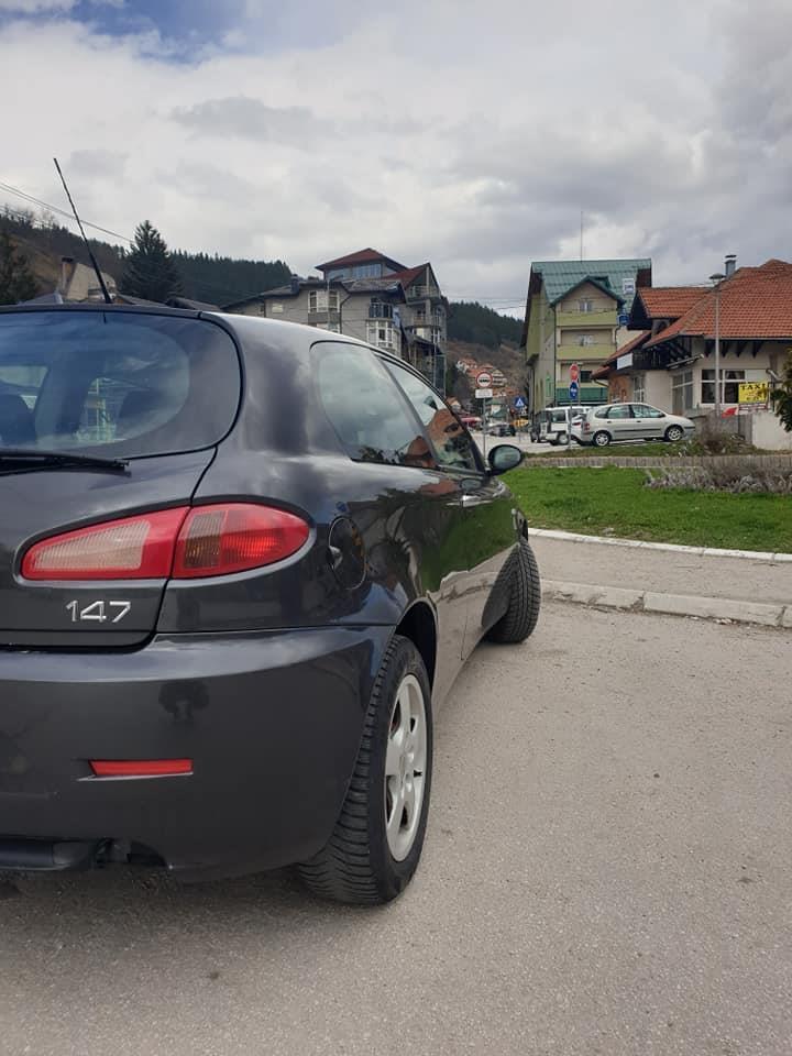 Alfa-147-2006-god