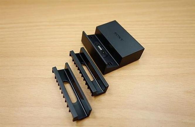 Sony Xperia Z2 DK36   punjac 