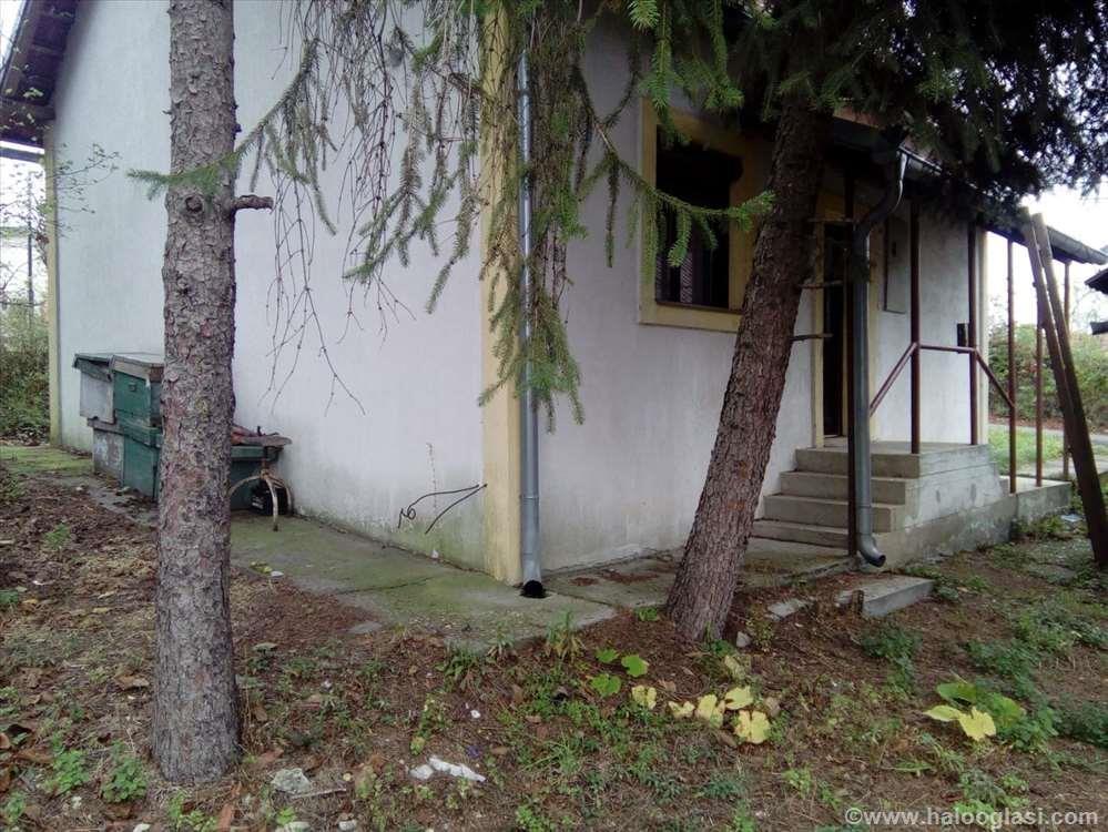 Prodajem-plac-Miljakovac