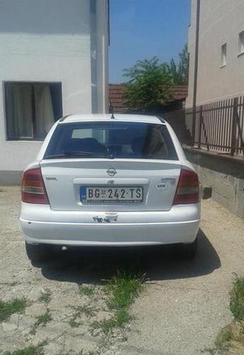 Opel Astra G 1.6 -98