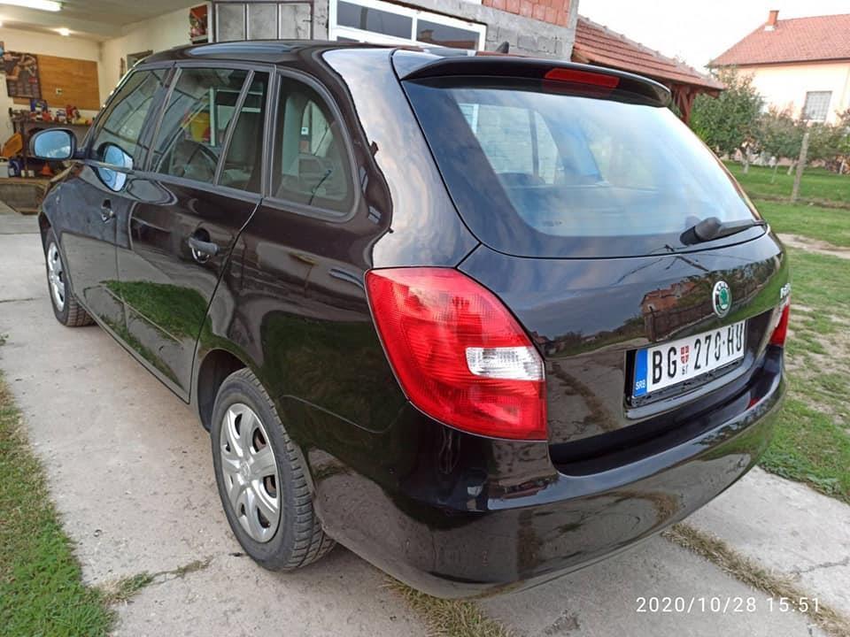 ŠKODA-FABIA-1-2-BENZ-PLIN-2012GOD