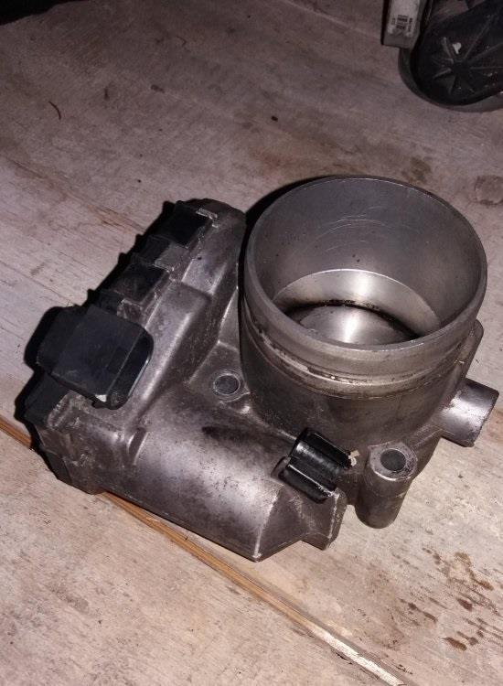Klapna-gasa-za-Alfu-156-2-0TS